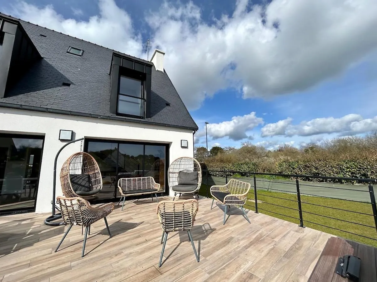 Superbe Villa Tout Confort Avec Piscine Chauffee Er Couverte Et Spa A 2 Pas De La Plage Fouesnant 0*,